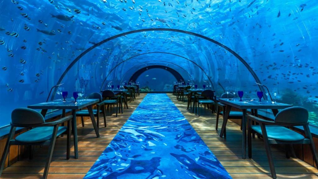 bizarre restaurant - undersea restaurant